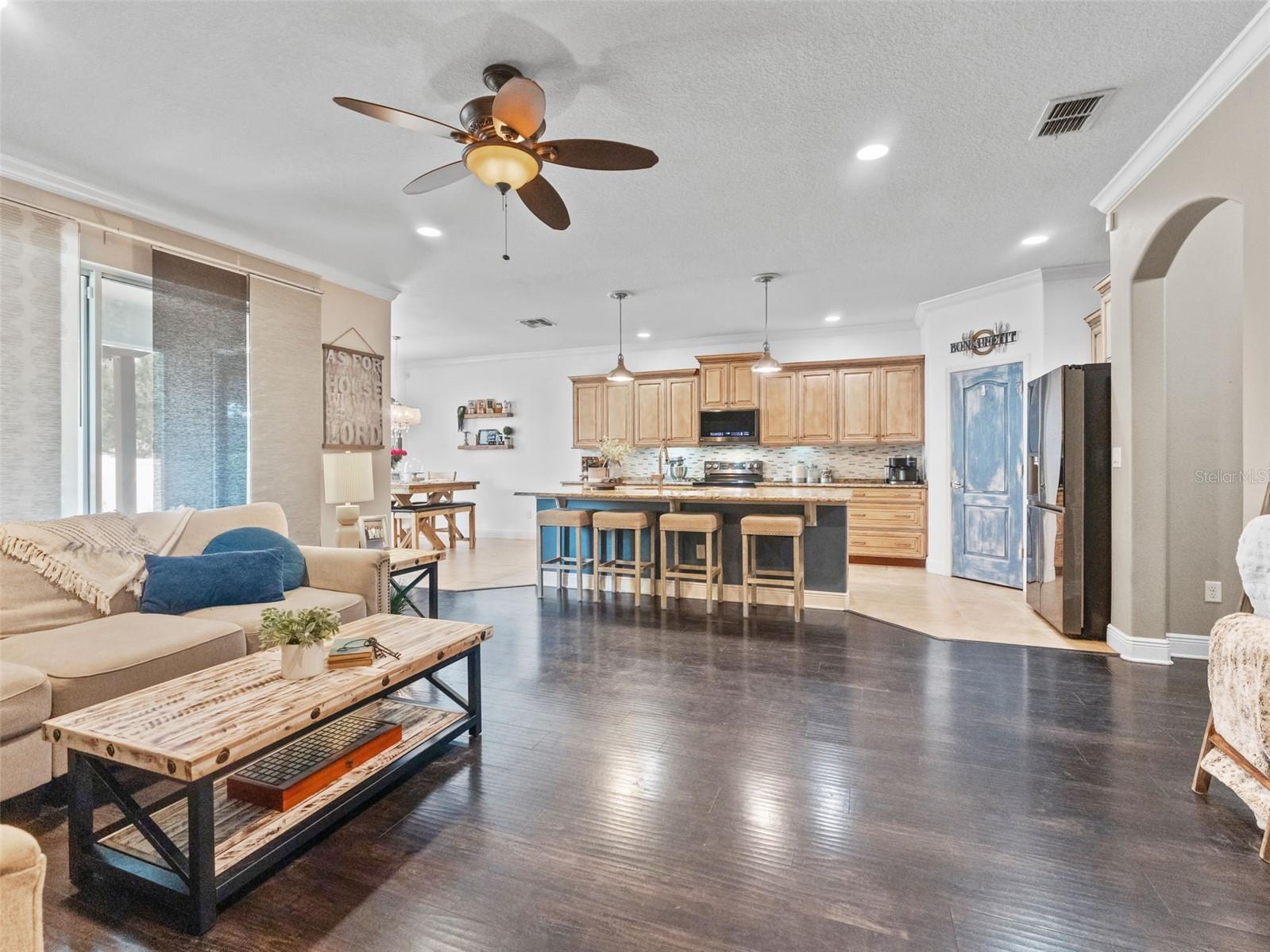 2914 CYPRESS BOWL RD