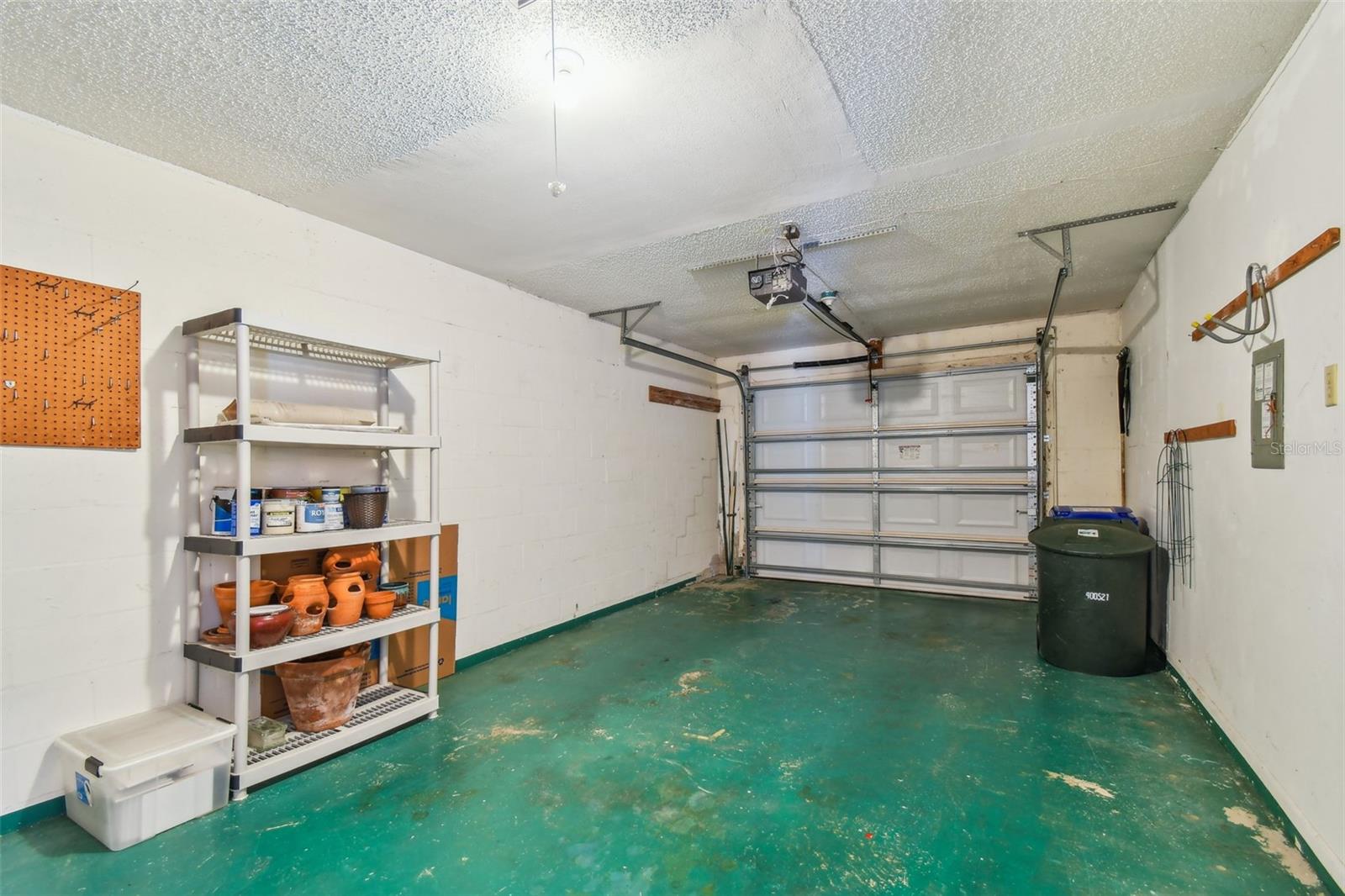 2200 MARSHALL DR