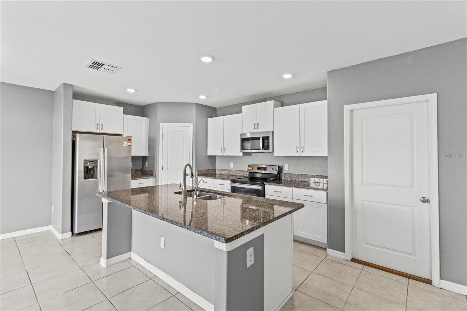 16671 KINGMAN REEF ST