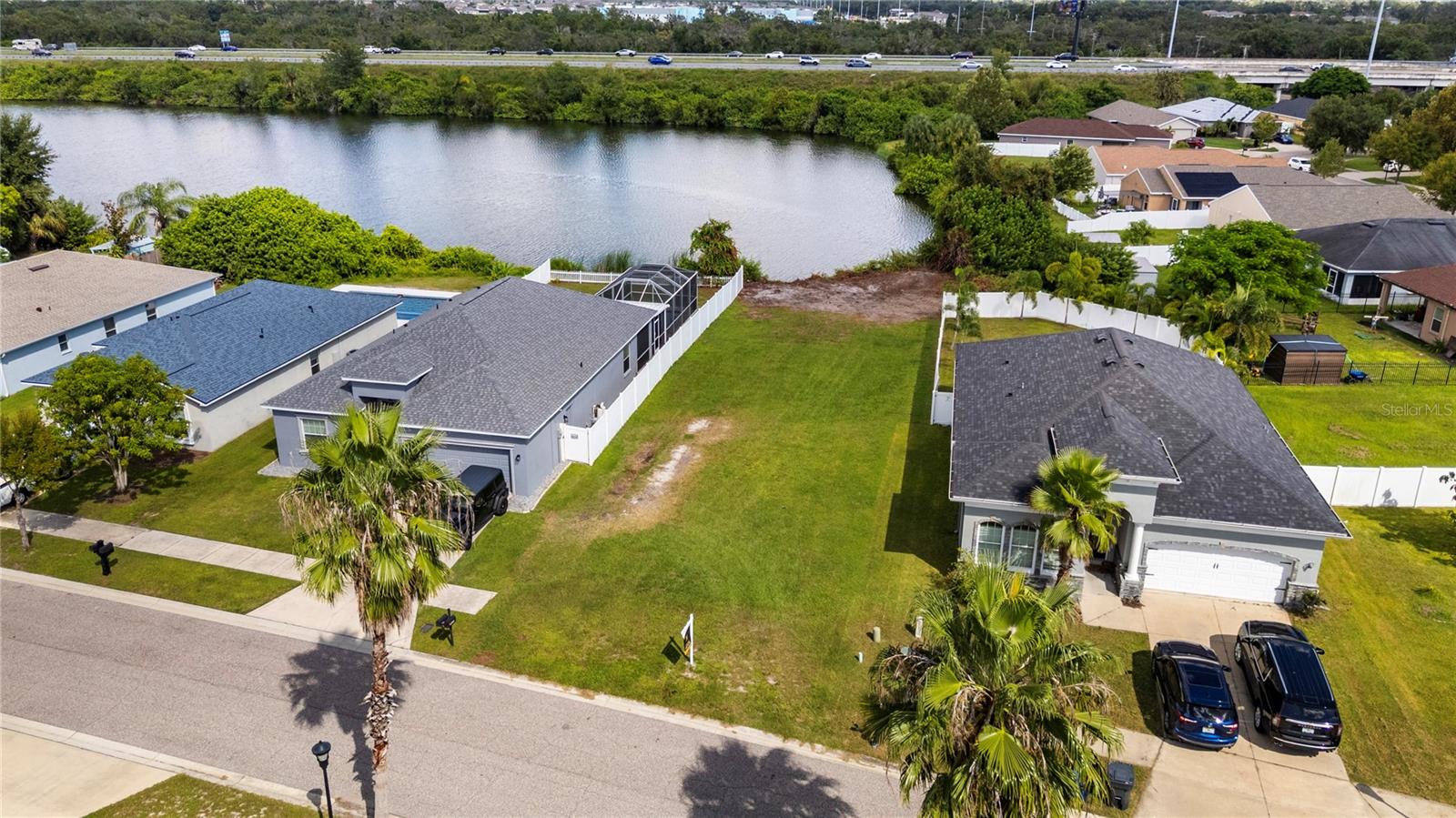 11310 SOUTHWIND LAKE DR