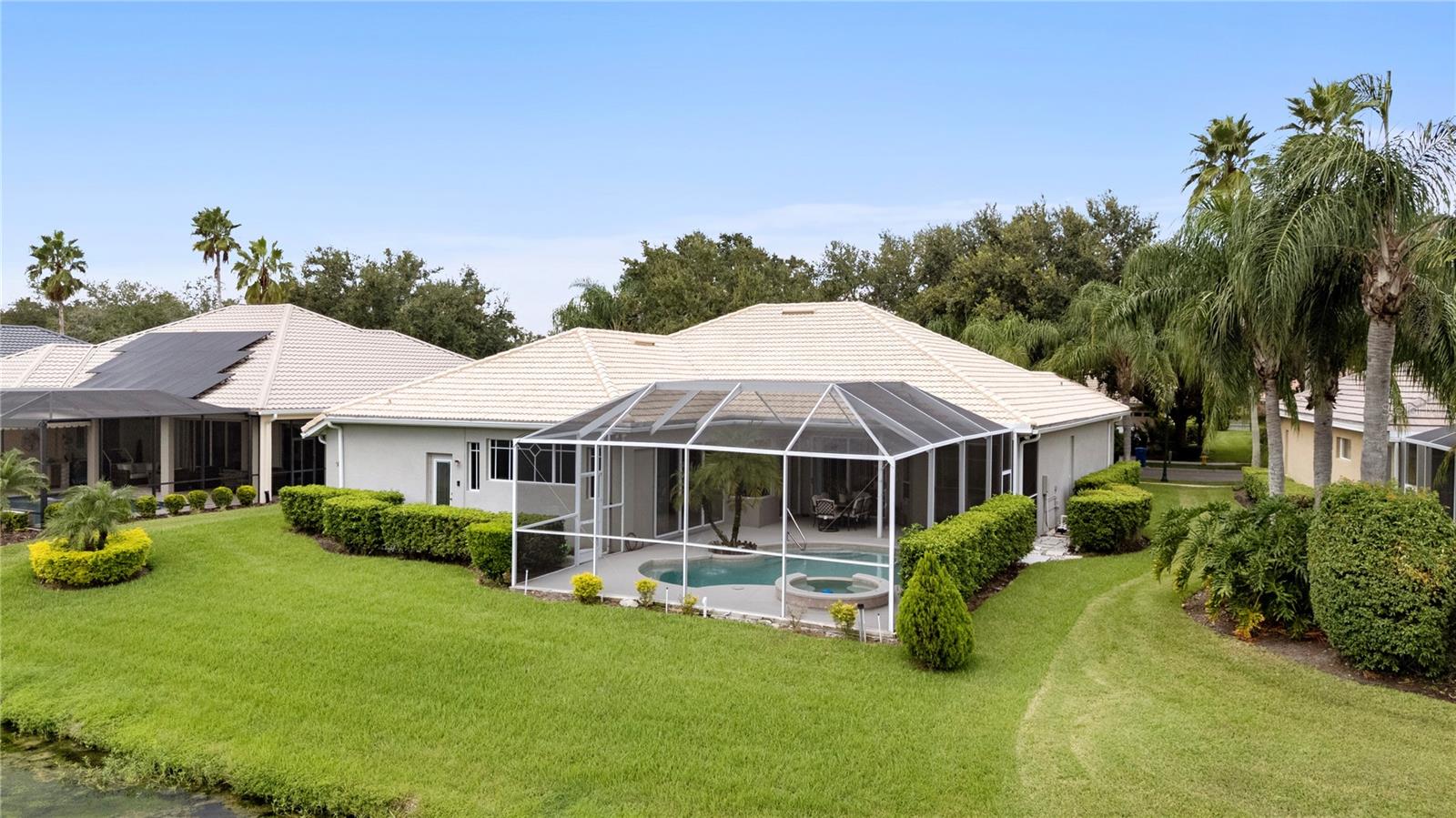 10209 WATERSIDE OAKS DR