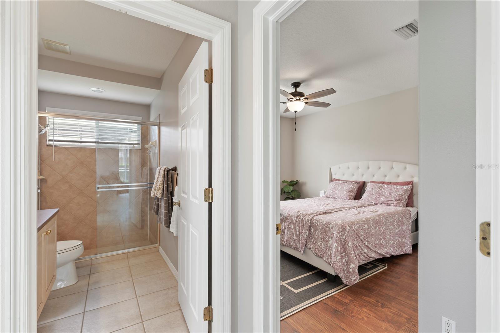 10209 WATERSIDE OAKS DR