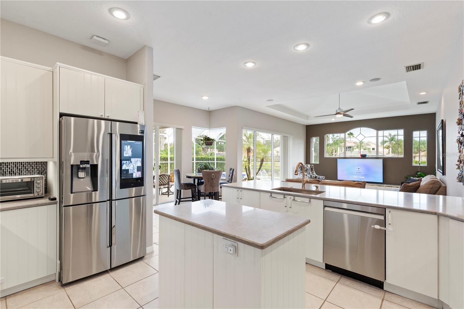 10209 WATERSIDE OAKS DR