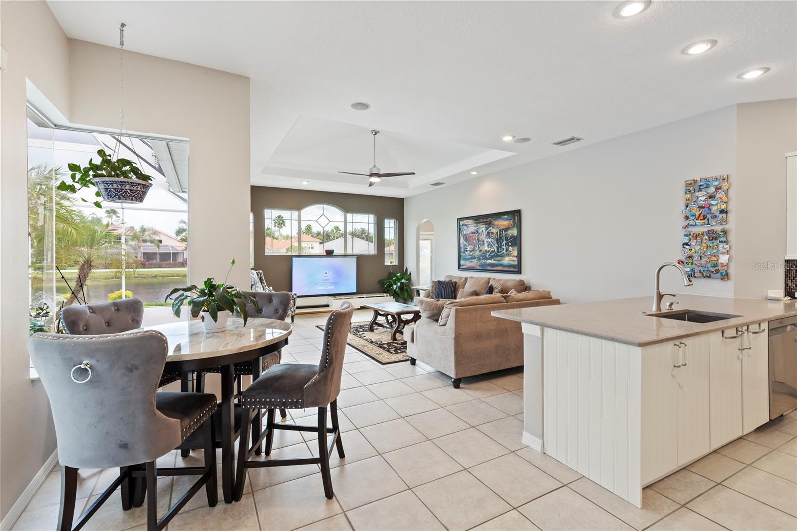 10209 WATERSIDE OAKS DR