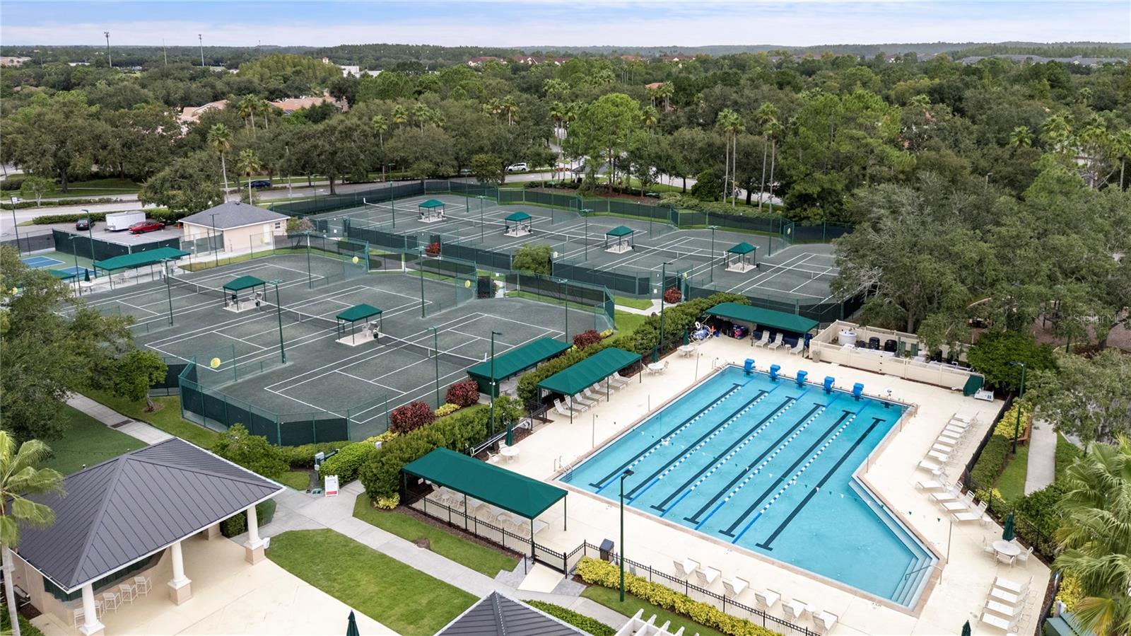 10209 WATERSIDE OAKS DR