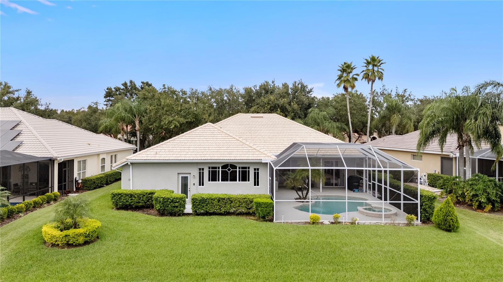 10209 WATERSIDE OAKS DR