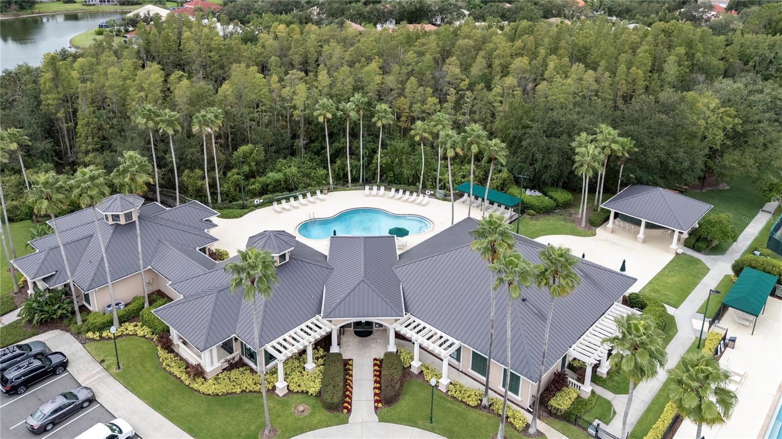 10209 WATERSIDE OAKS DR