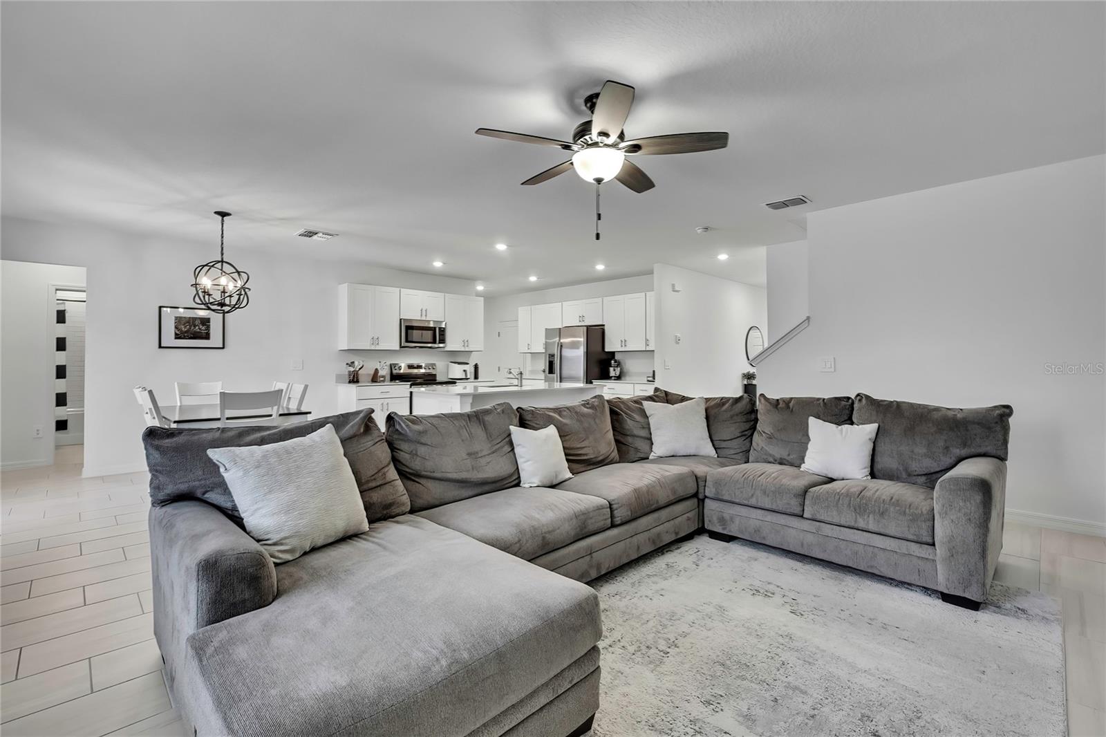 10090 GENTLE RAIN DR