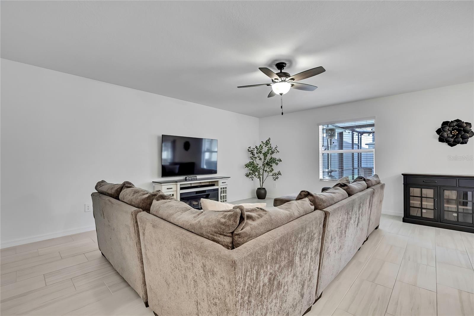10090 GENTLE RAIN DR