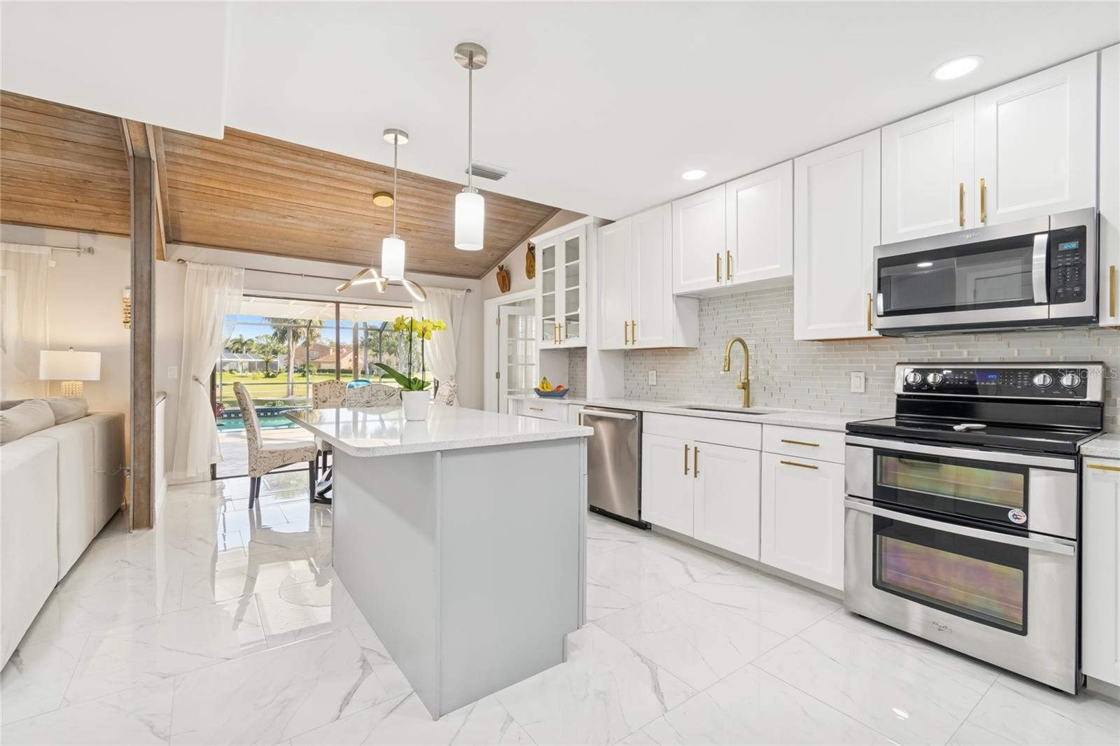 14603 VILLAGE GLEN CIR