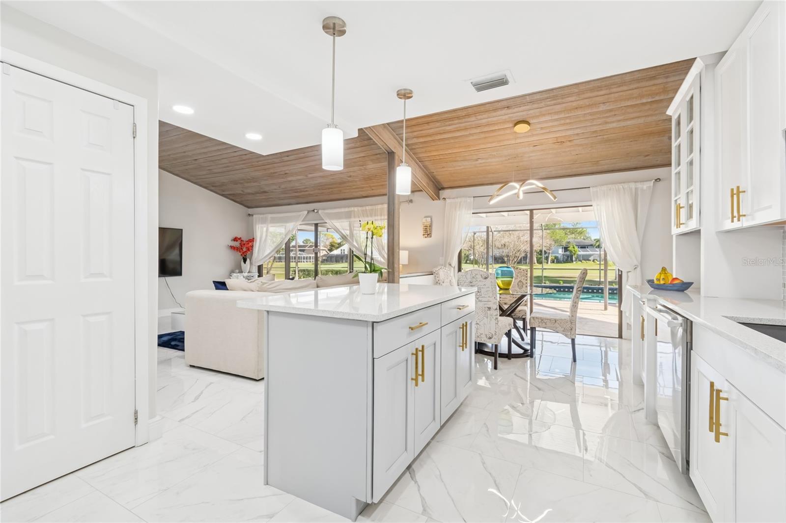 14603 VILLAGE GLEN CIR