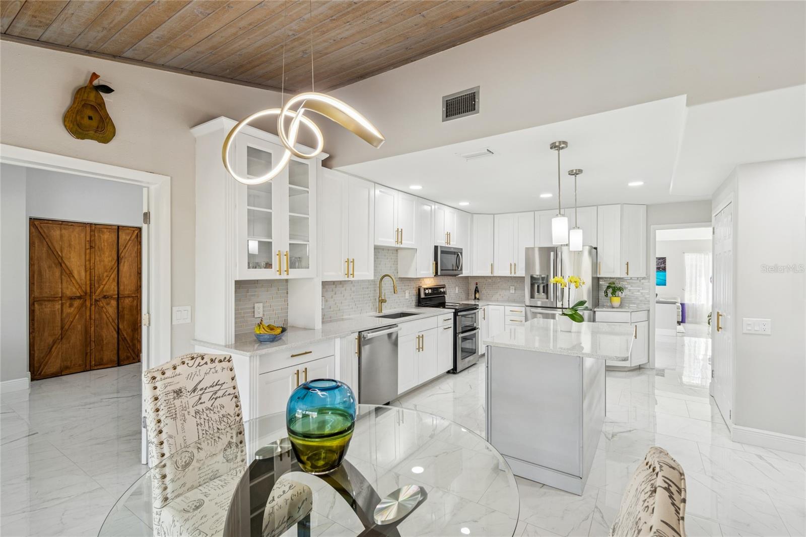 14603 VILLAGE GLEN CIR