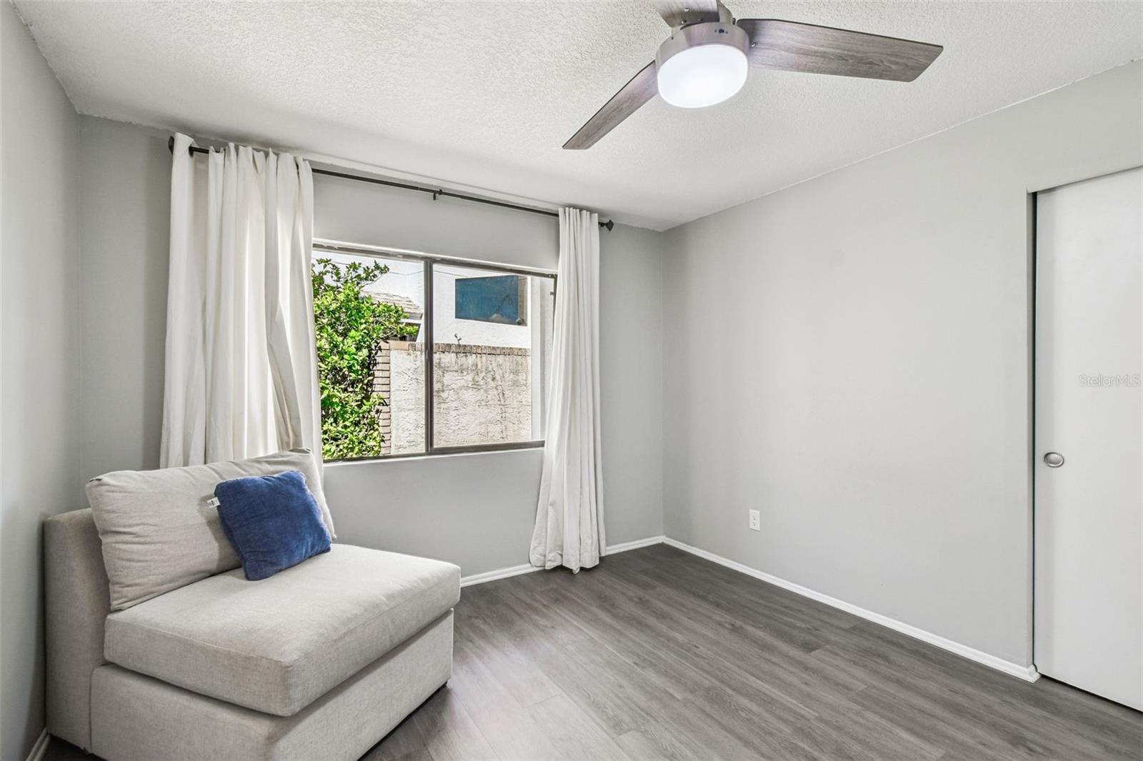 14603 VILLAGE GLEN CIR