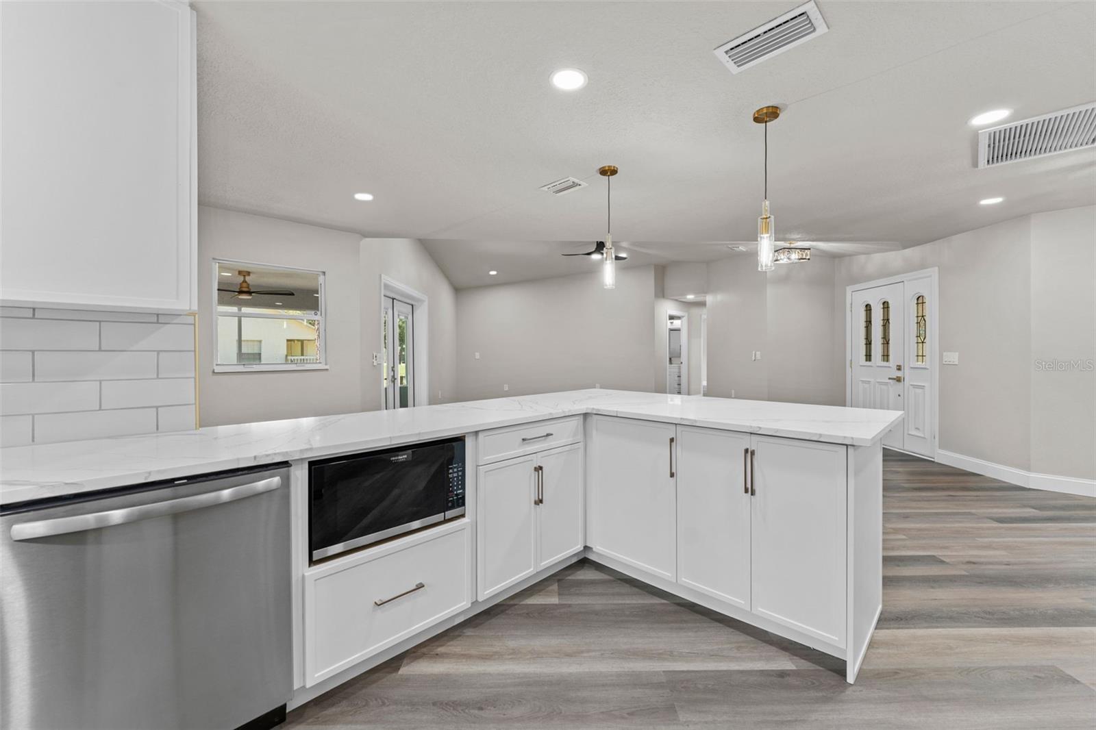 27944 GREEN WILLOW RUN