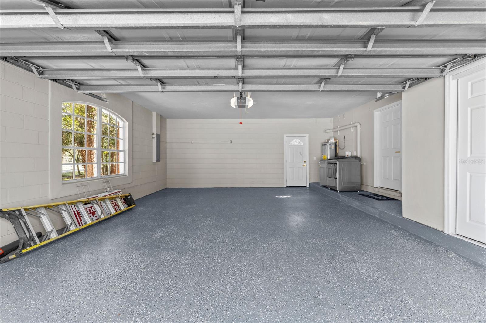 27944 GREEN WILLOW RUN