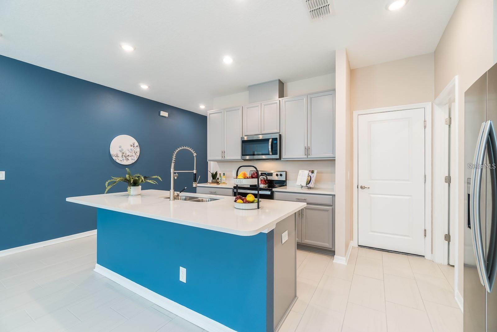 1118 ARBOUR VERDE CT