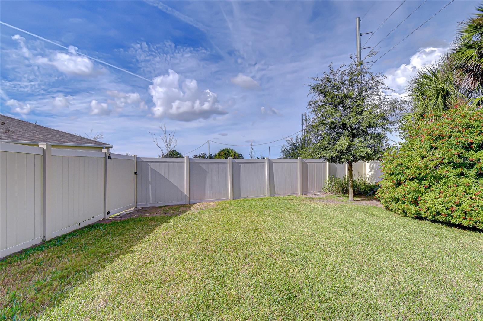 10497 HERON HIDEAWAY LOOP