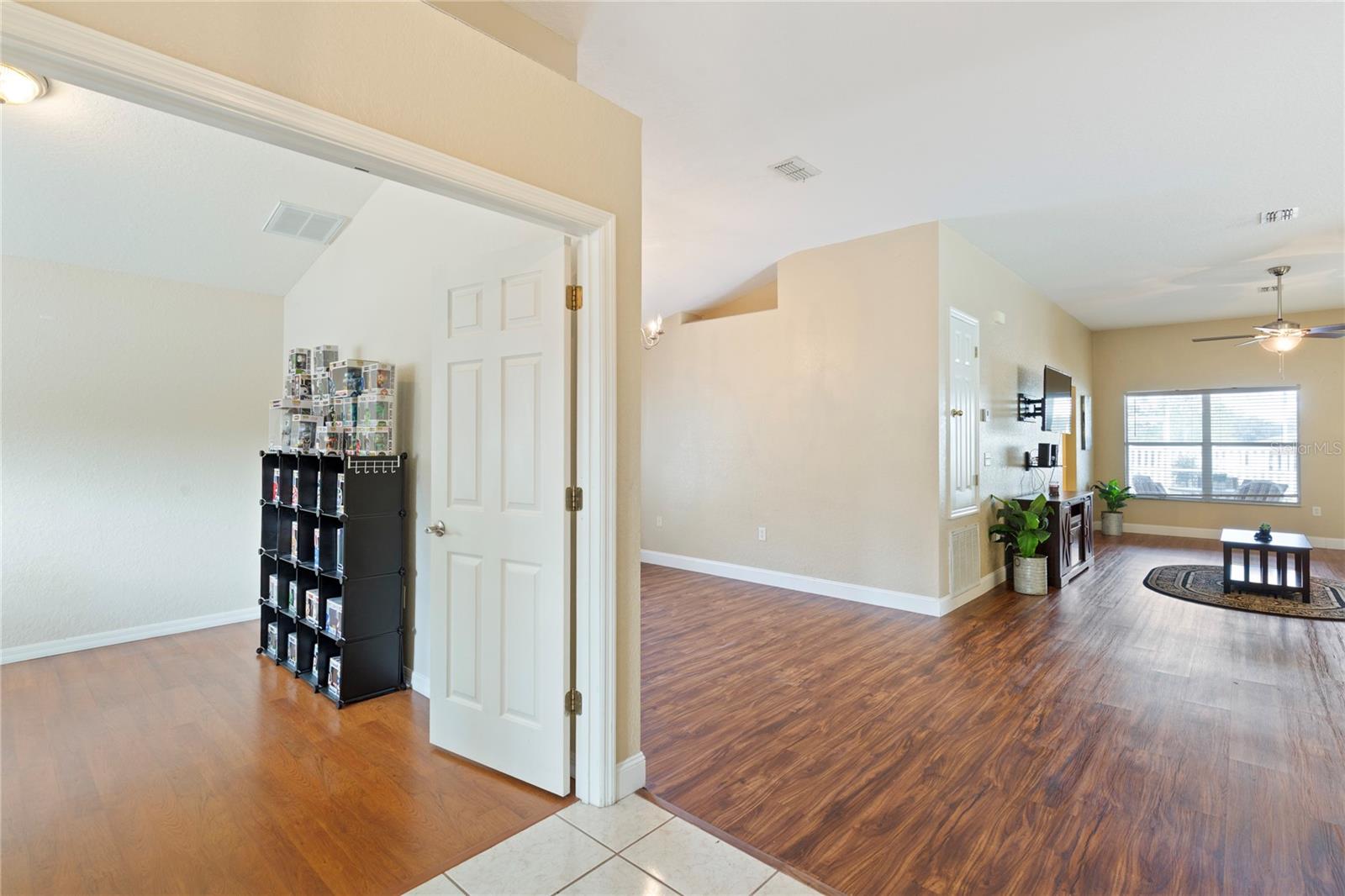 7220 SHERMAN HILLS BLVD
