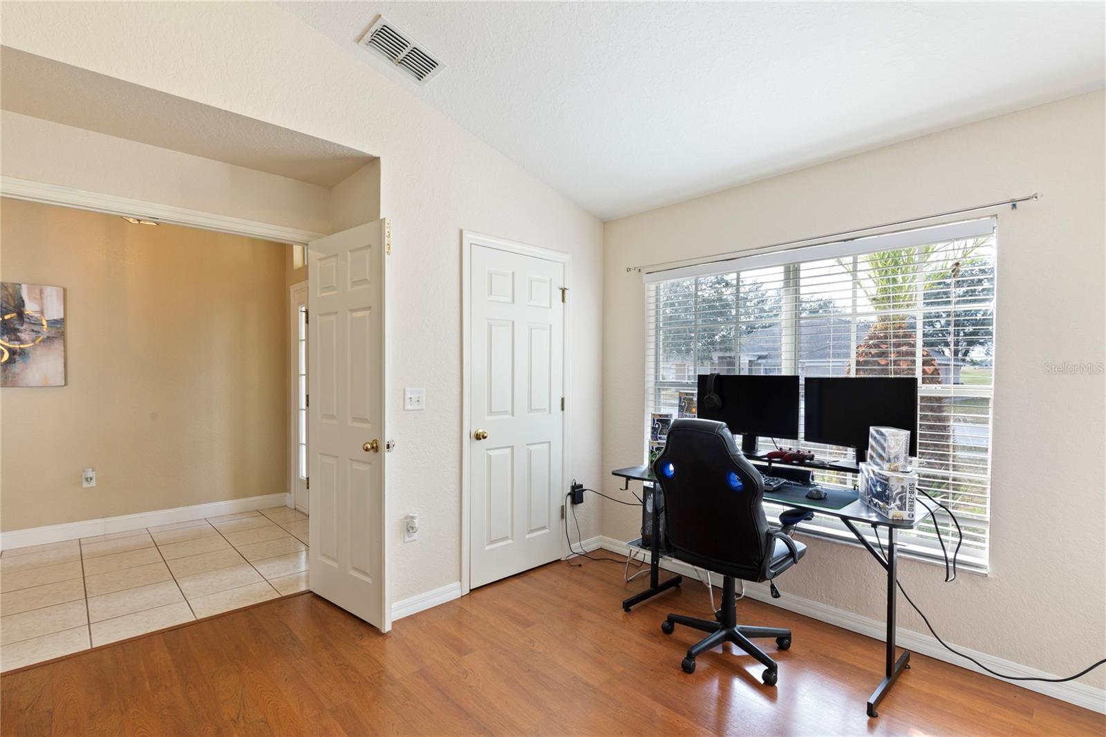 7220 SHERMAN HILLS BLVD