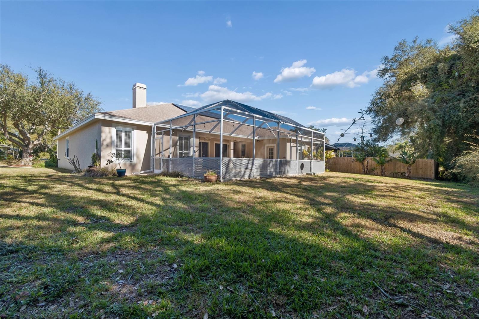928 OAKVIEW RD