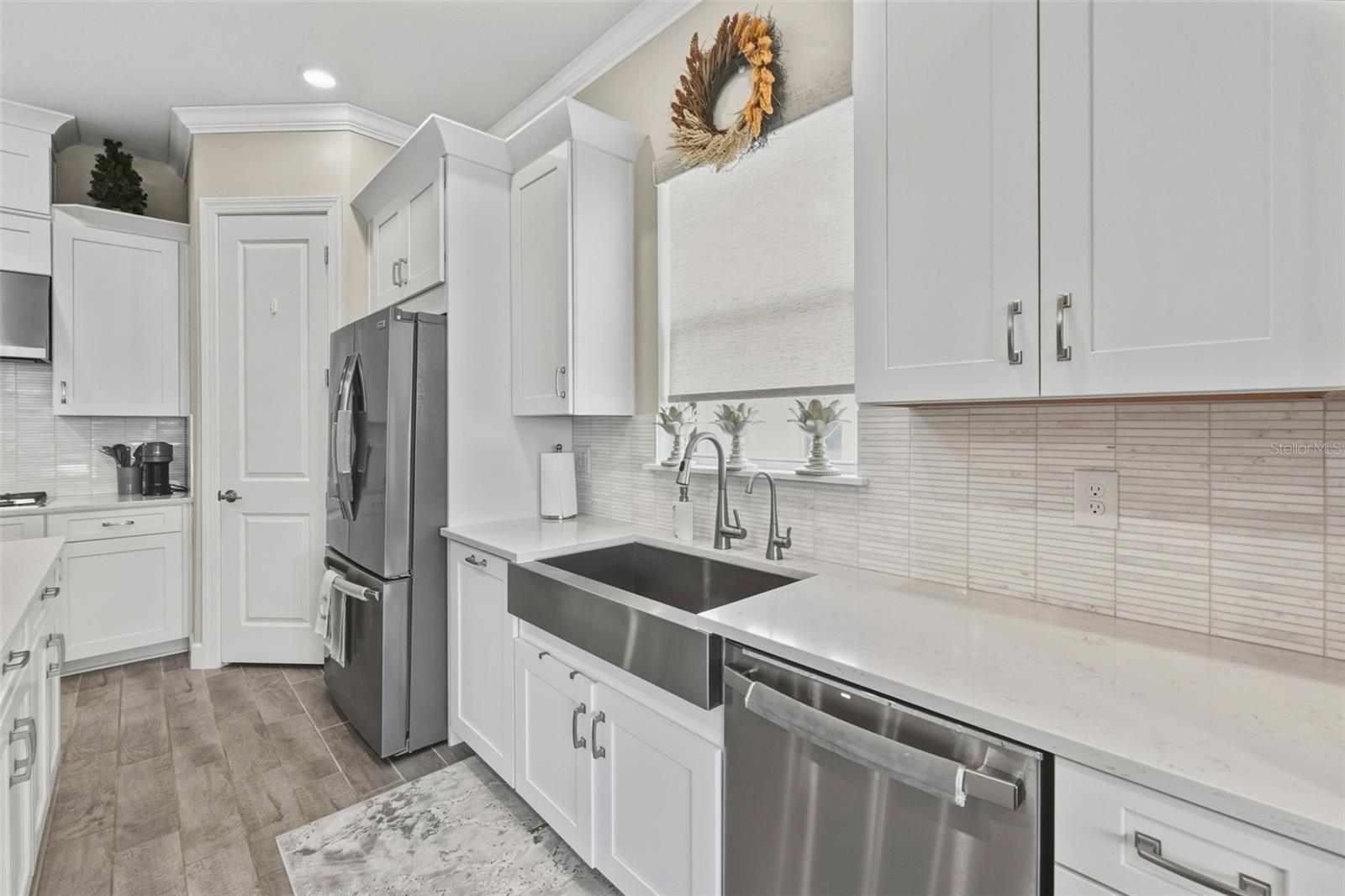 4951 FRECCIA LOOP