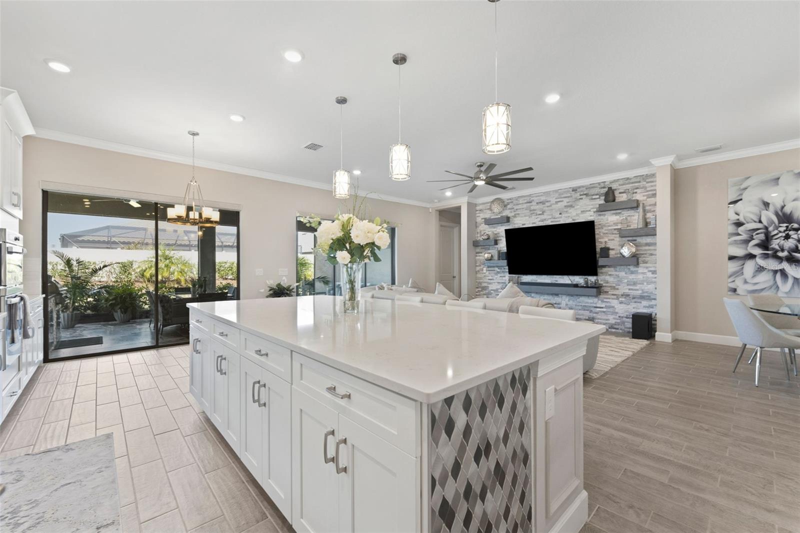 4951 FRECCIA LOOP