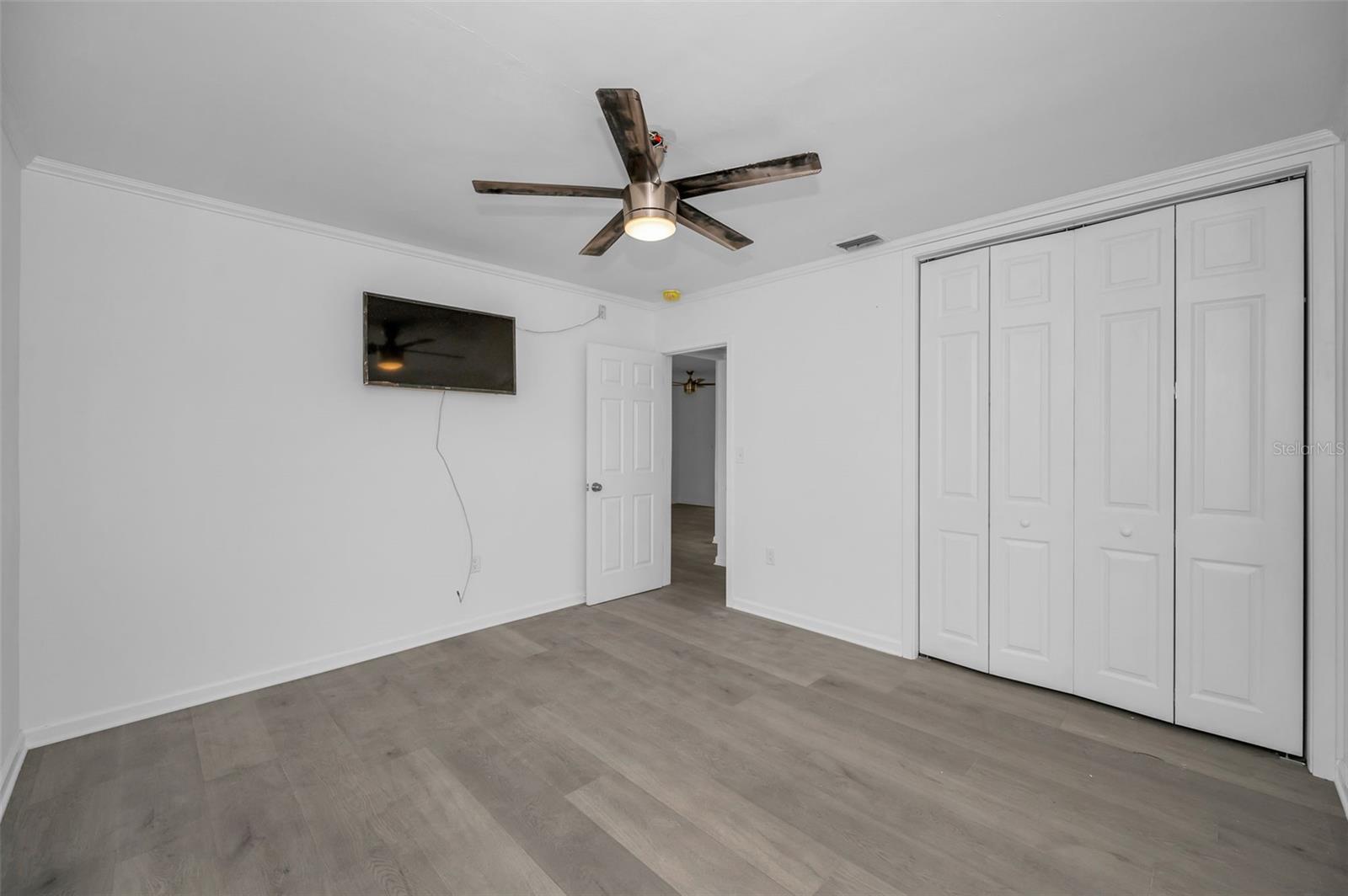 406 ORCHID LN