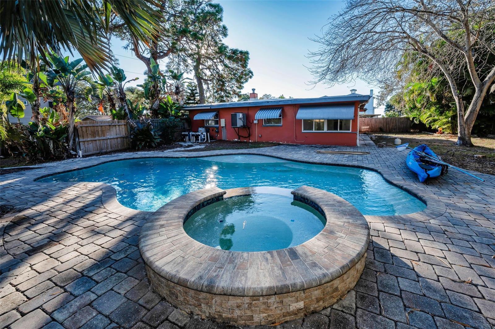 406 ORCHID LN