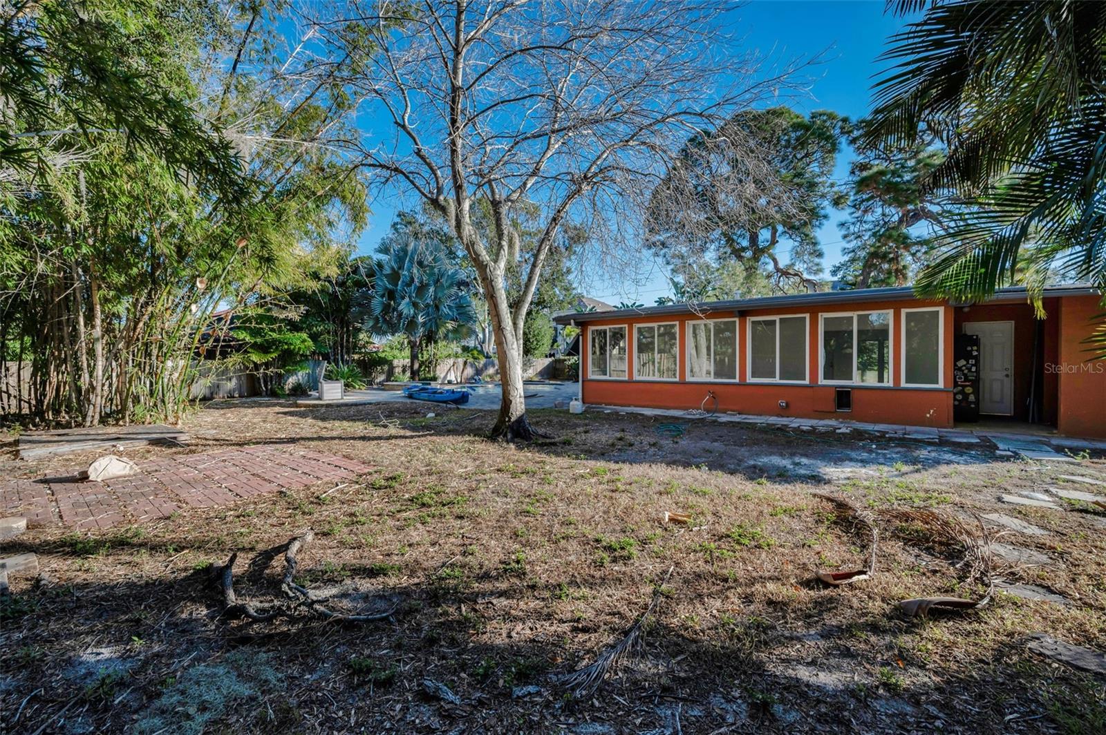 406 ORCHID LN