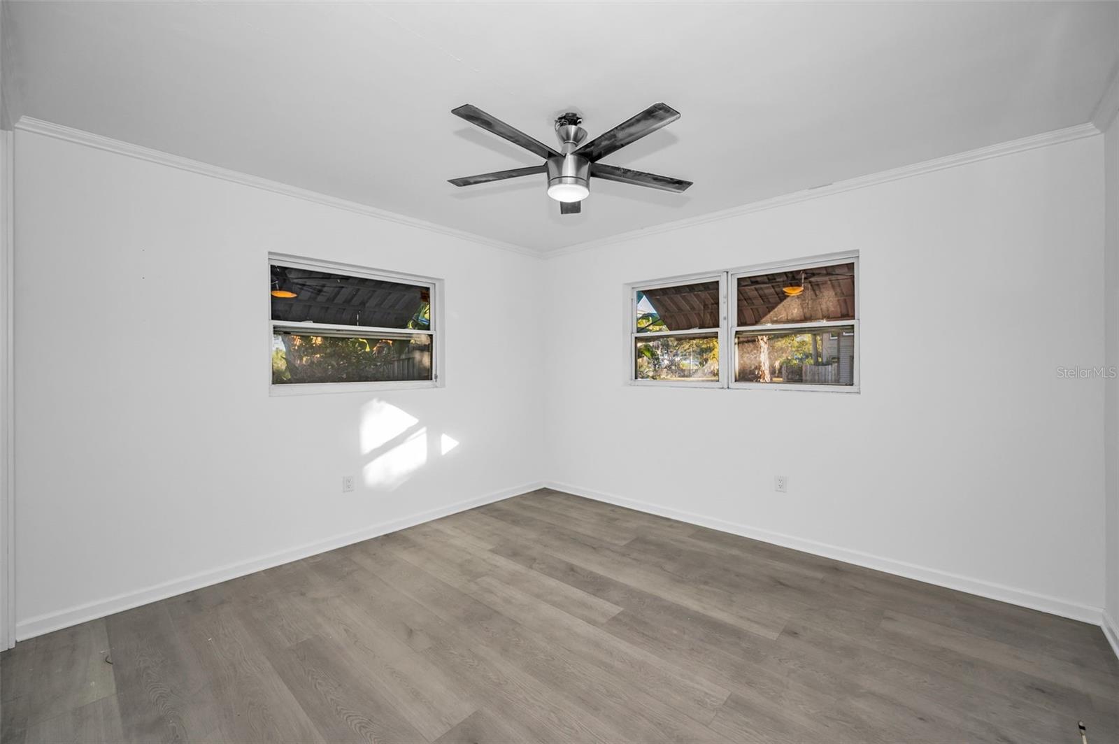 406 ORCHID LN