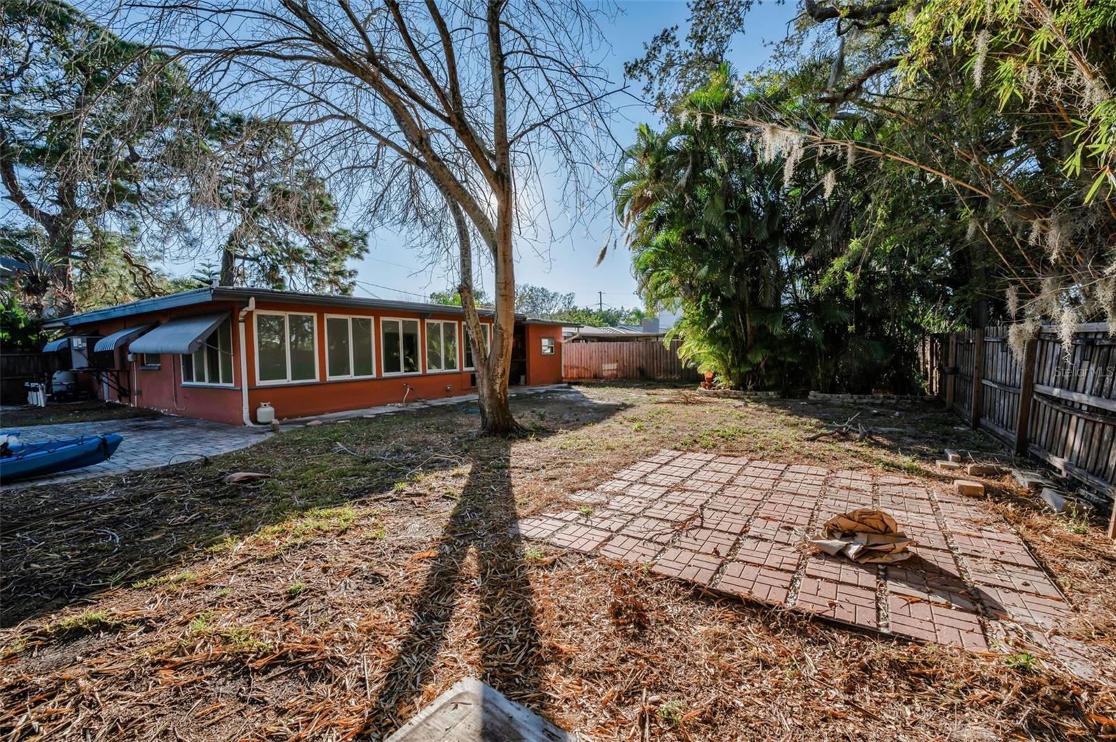 406 ORCHID LN