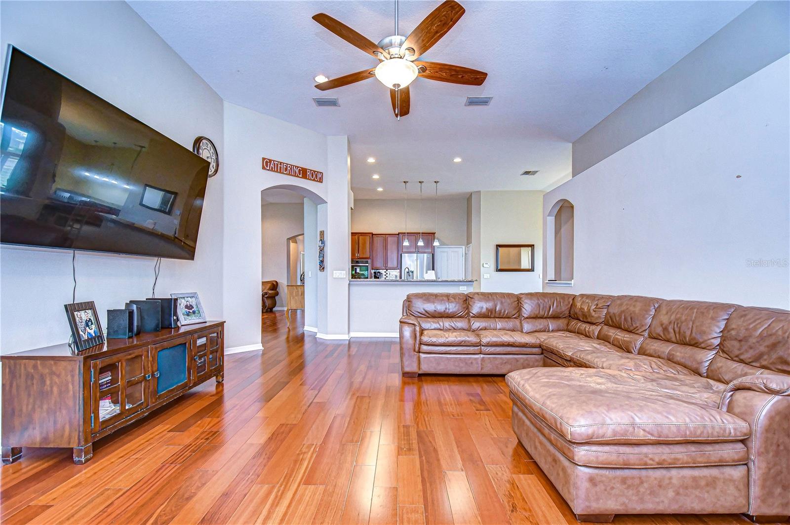 3406 RANCHDALE DR