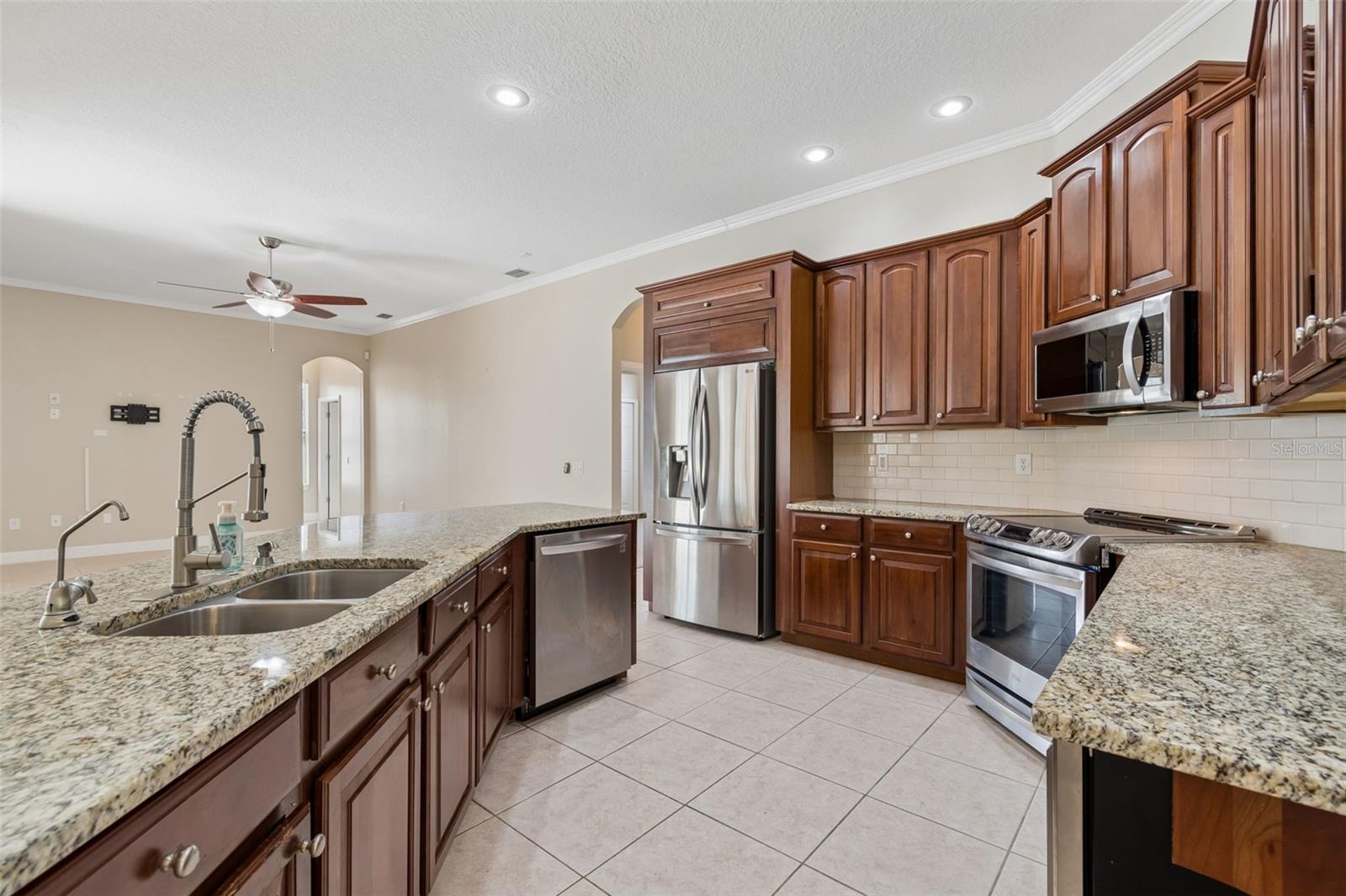 16329 ASHINGTON PARK DR