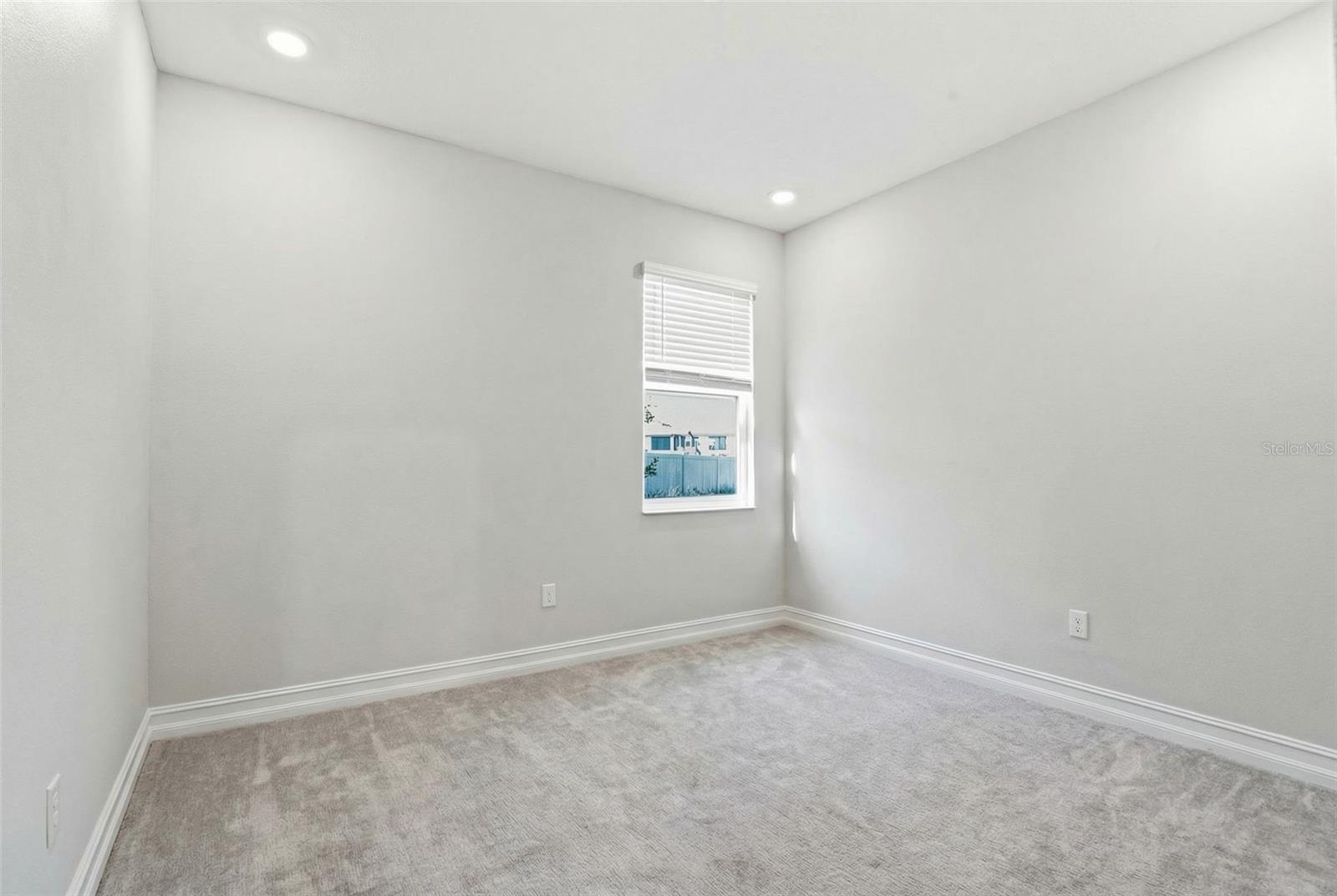 5026 TIVOLI DR