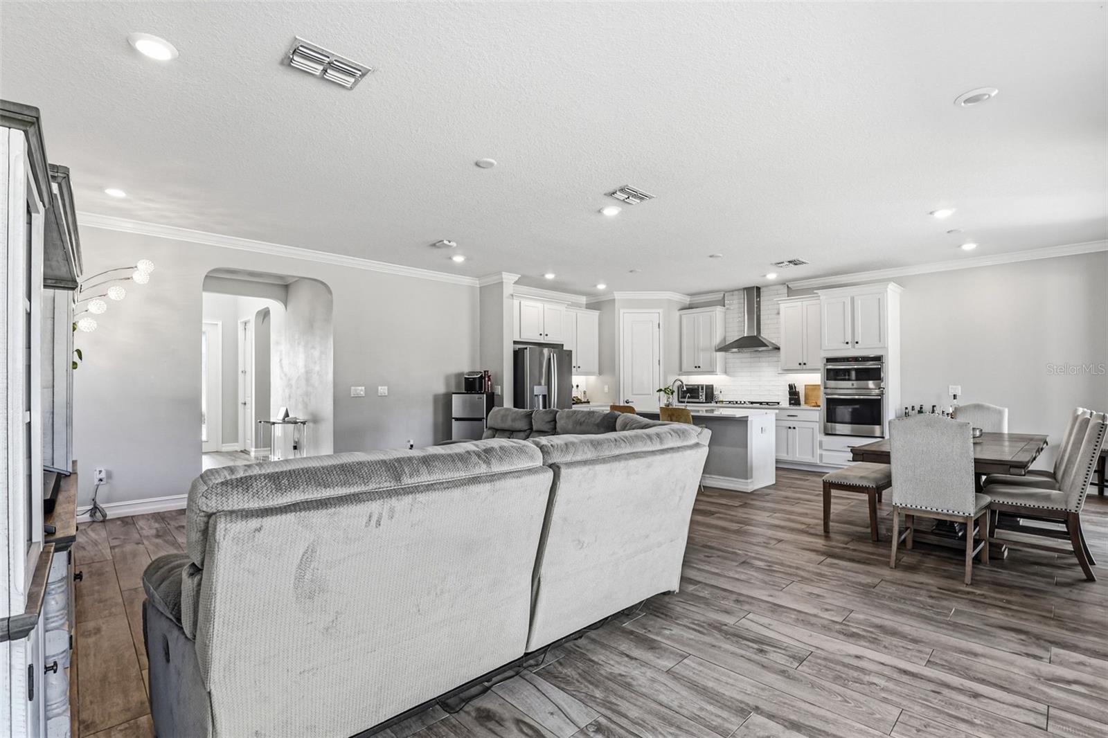 5026 TIVOLI DR