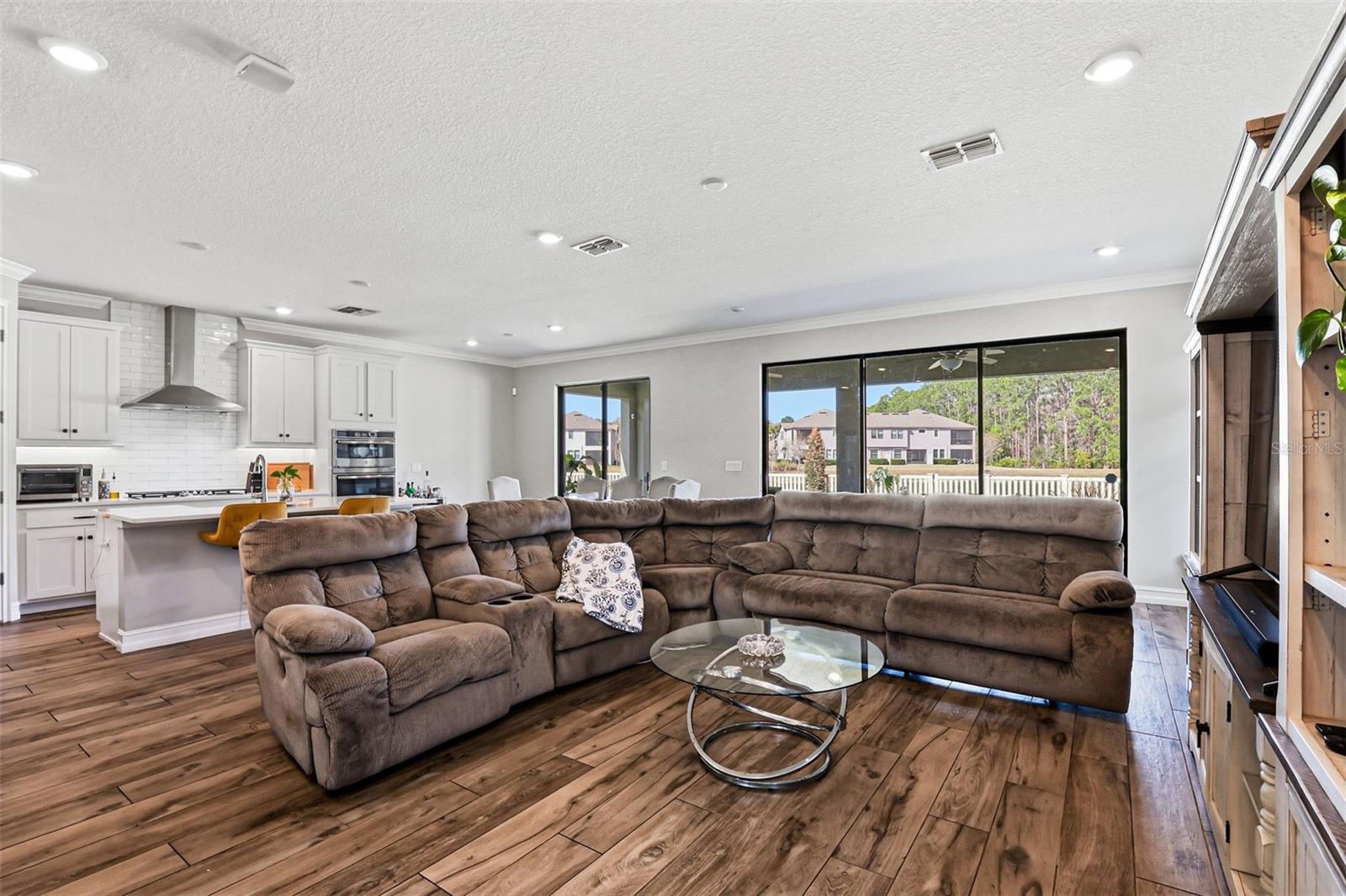 5026 TIVOLI DR