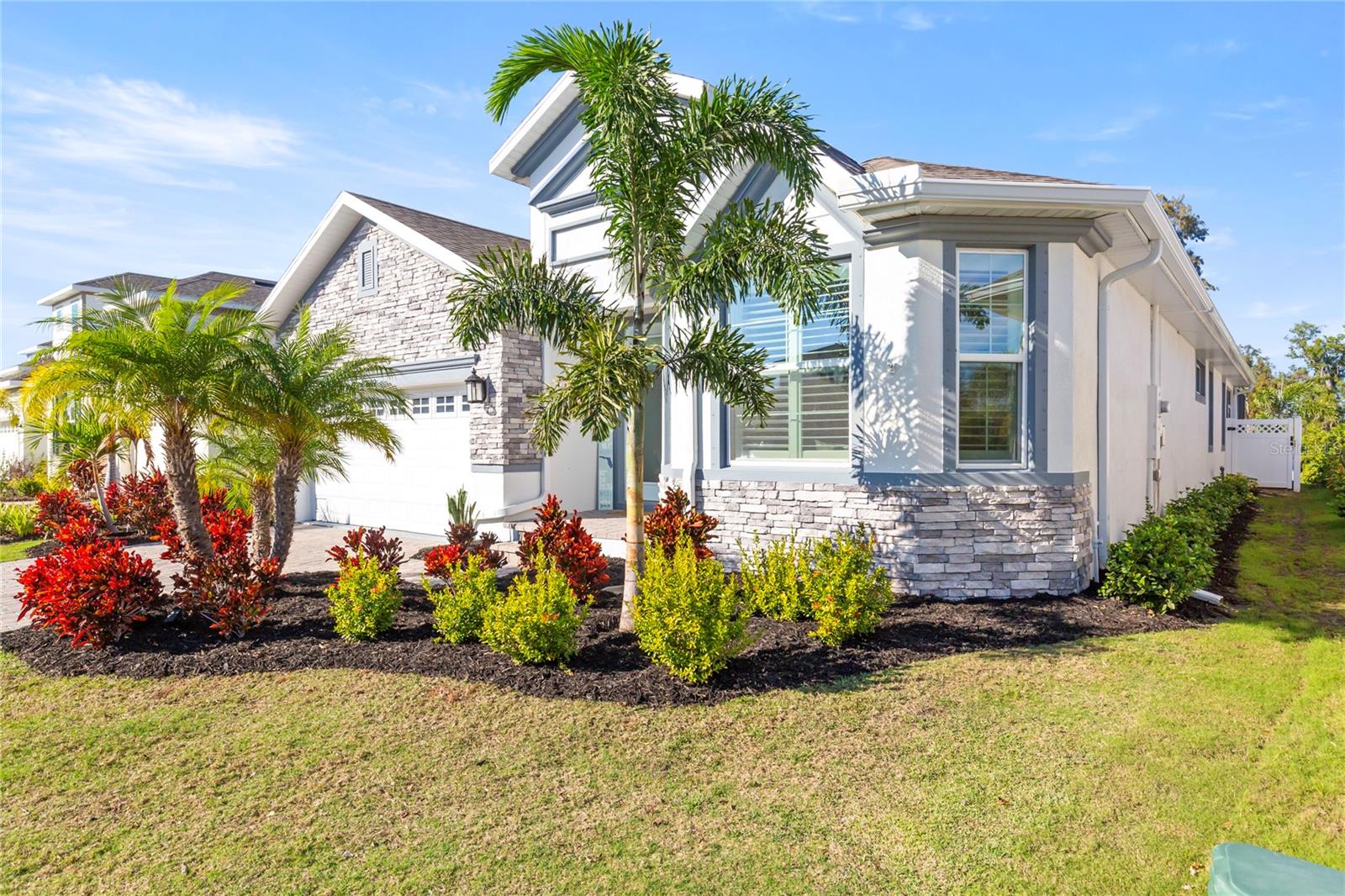 1009 SIGNET DR
