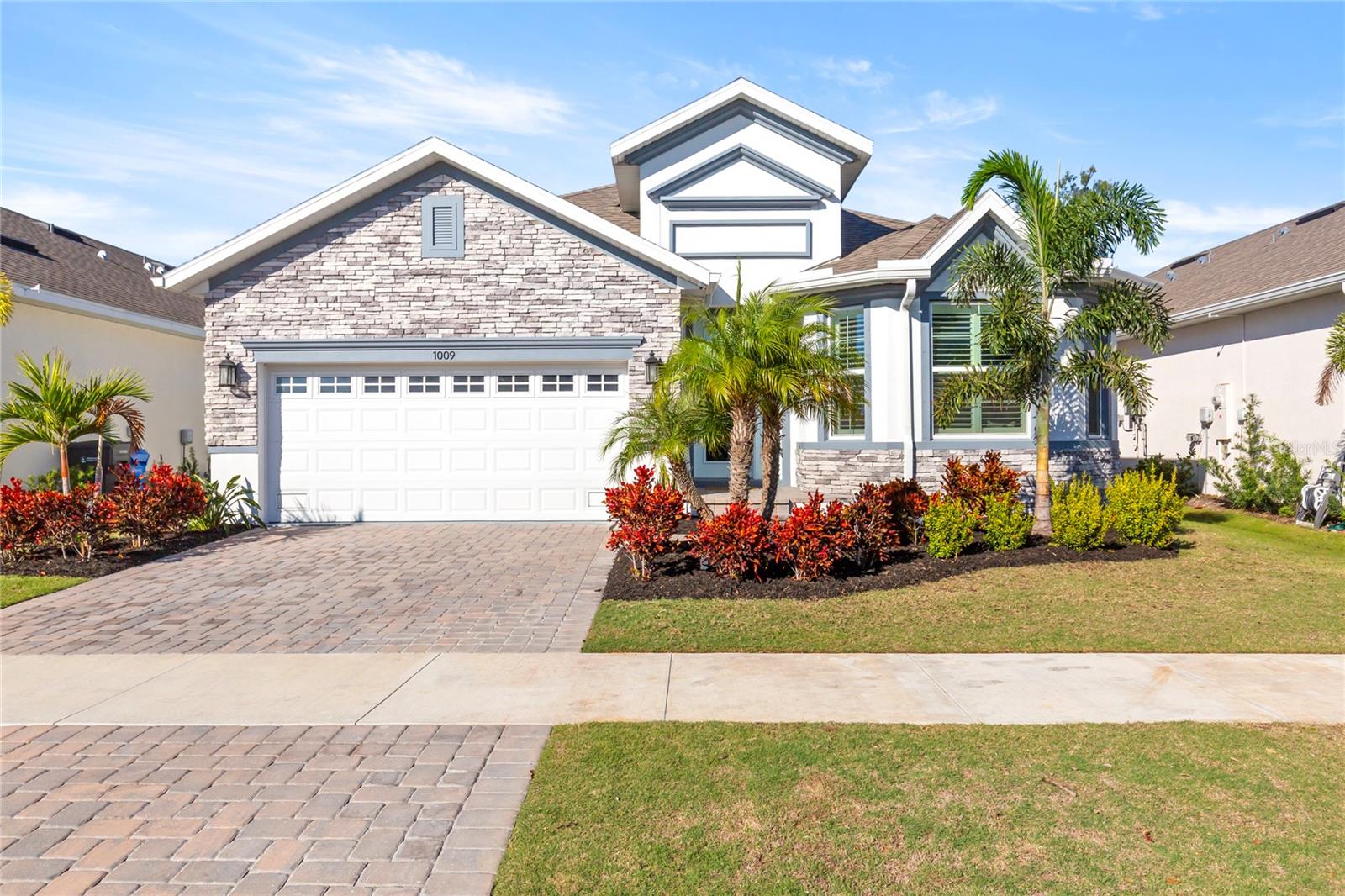 1009 SIGNET DR