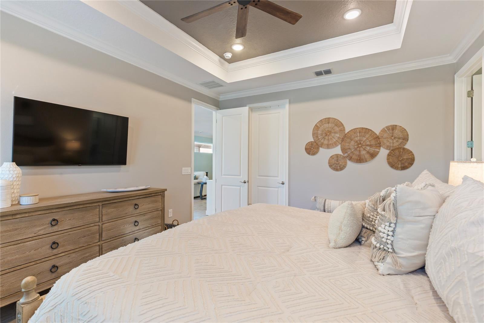 1009 SIGNET DR