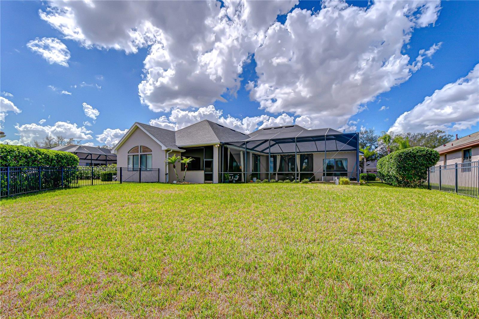 20627 BROADWATER DR