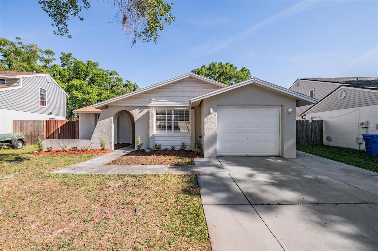 4903 TRASKWOOD CT