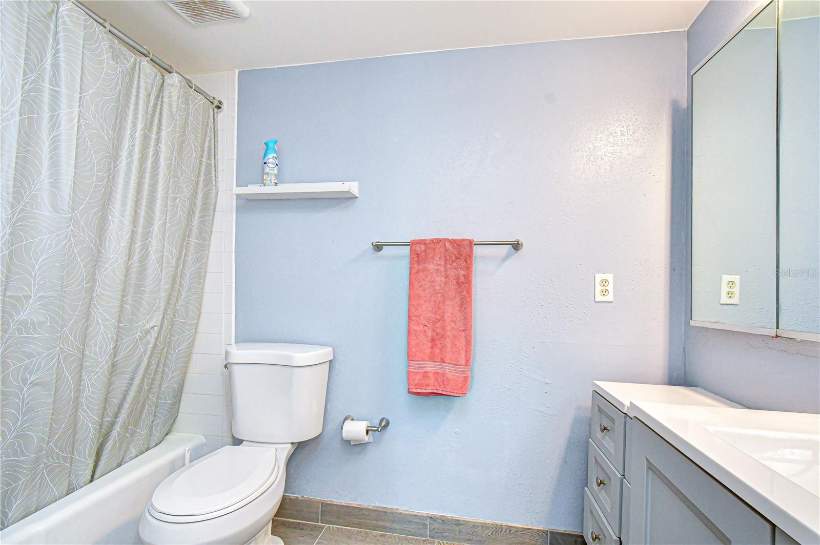 13402 PINE LAKE WAY #202B