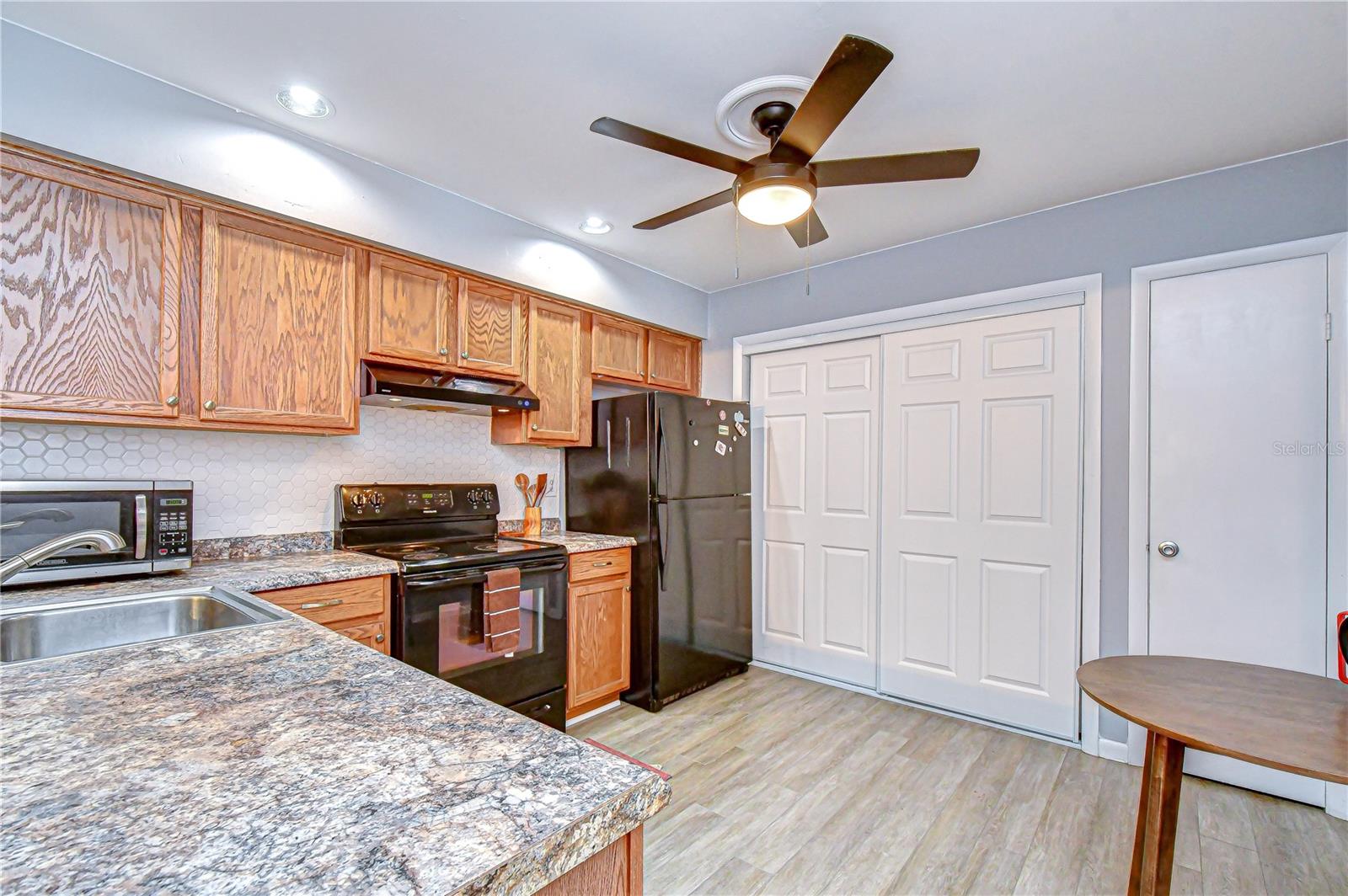 13402 PINE LAKE WAY #202B