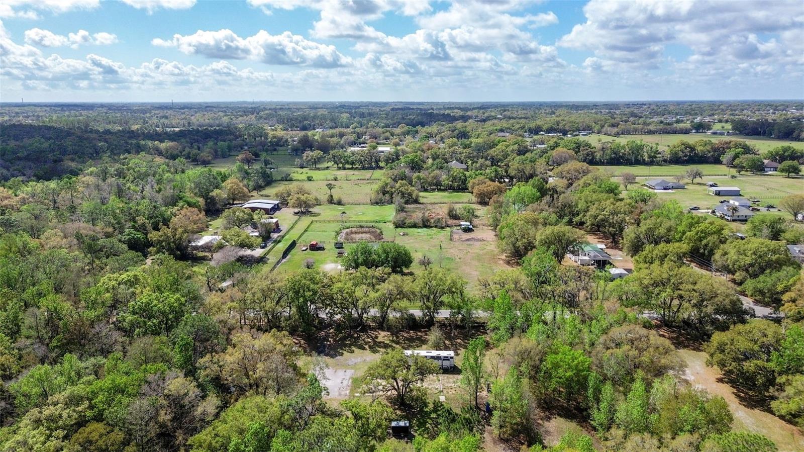 2015 W SOCRUM LOOP RD