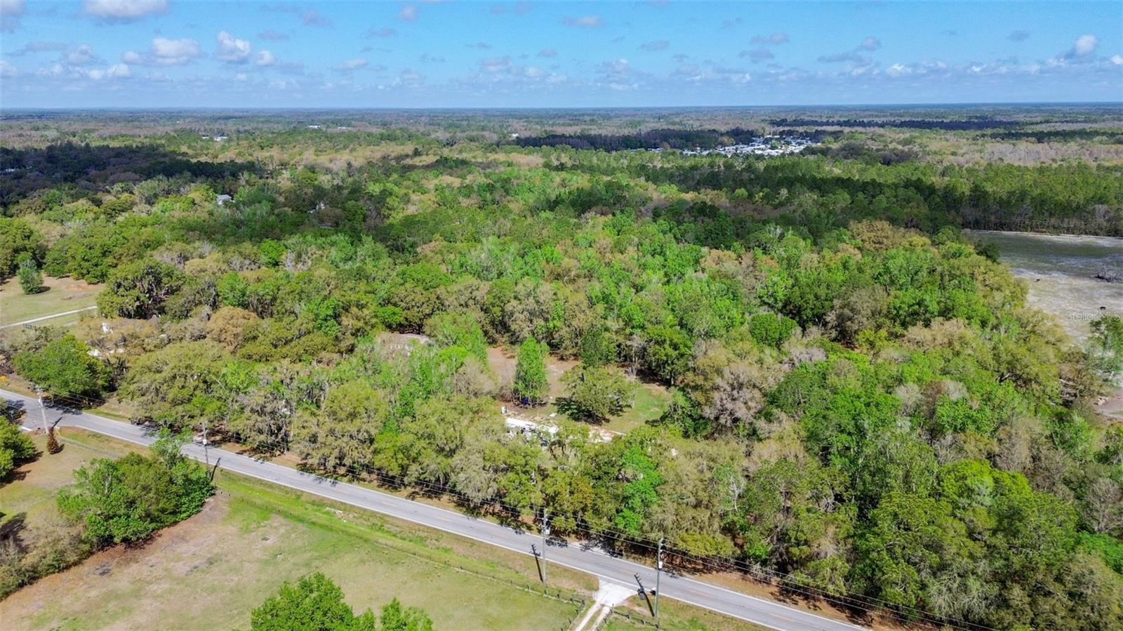 2015 W SOCRUM LOOP RD