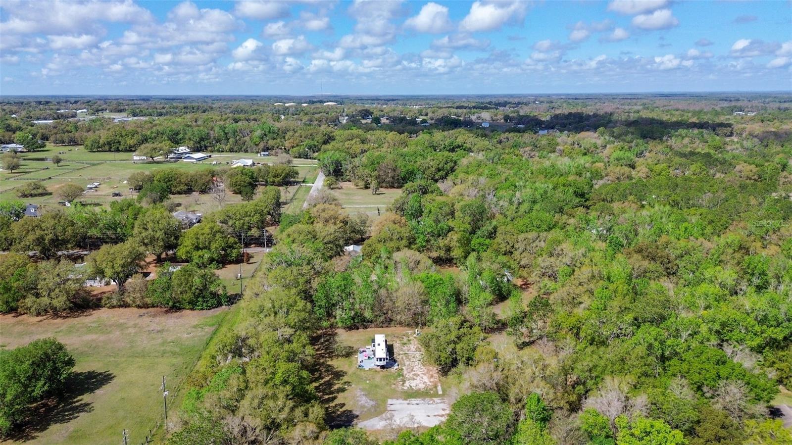 2015 W SOCRUM LOOP RD