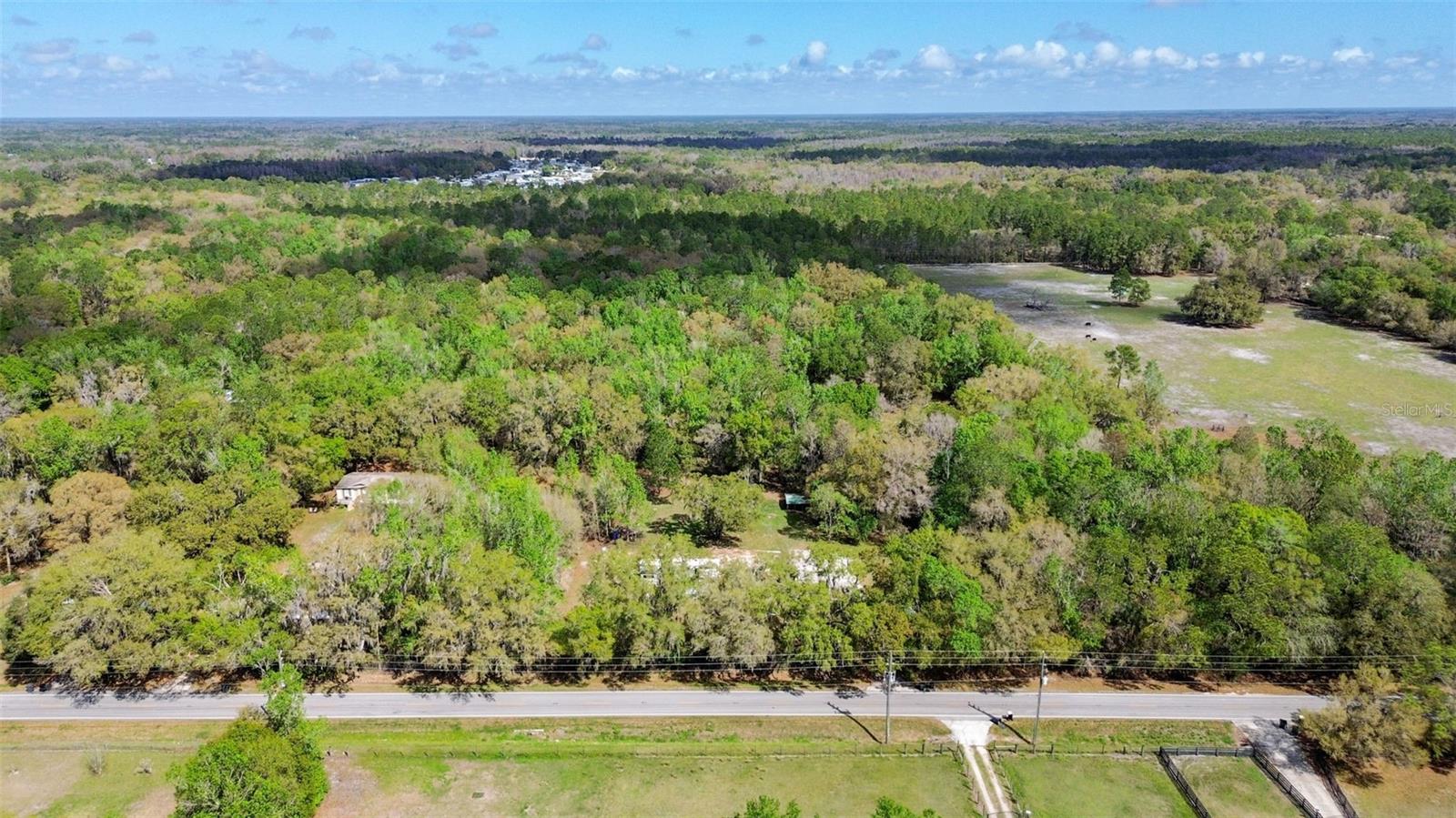 2015 W SOCRUM LOOP RD
