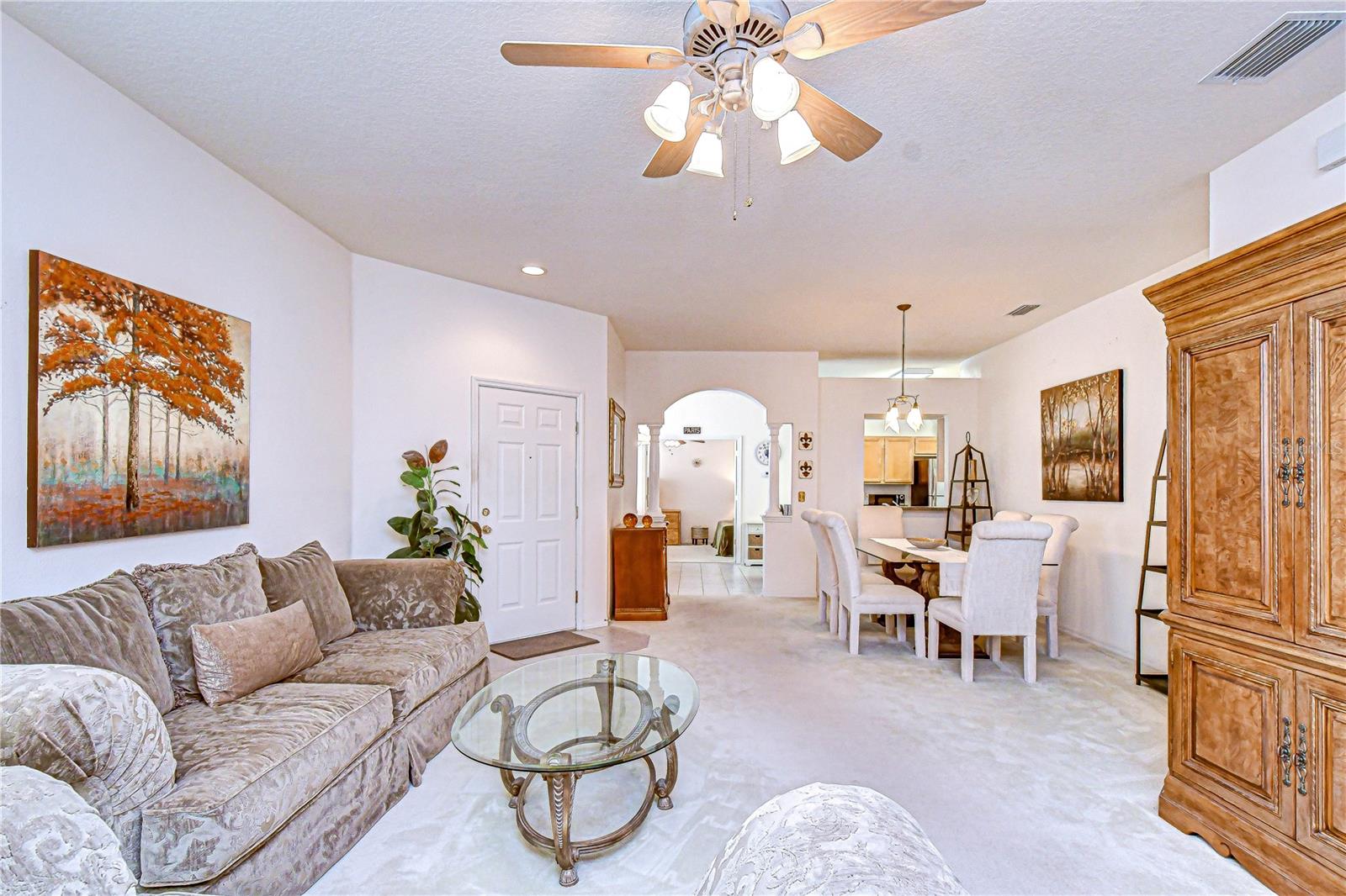 1832 SASSAFRAS DR