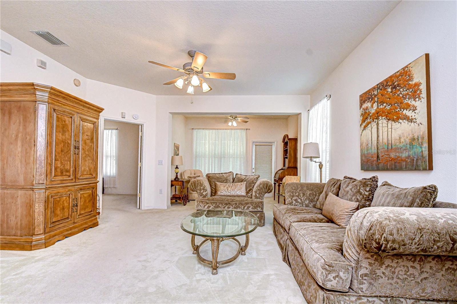 1832 SASSAFRAS DR