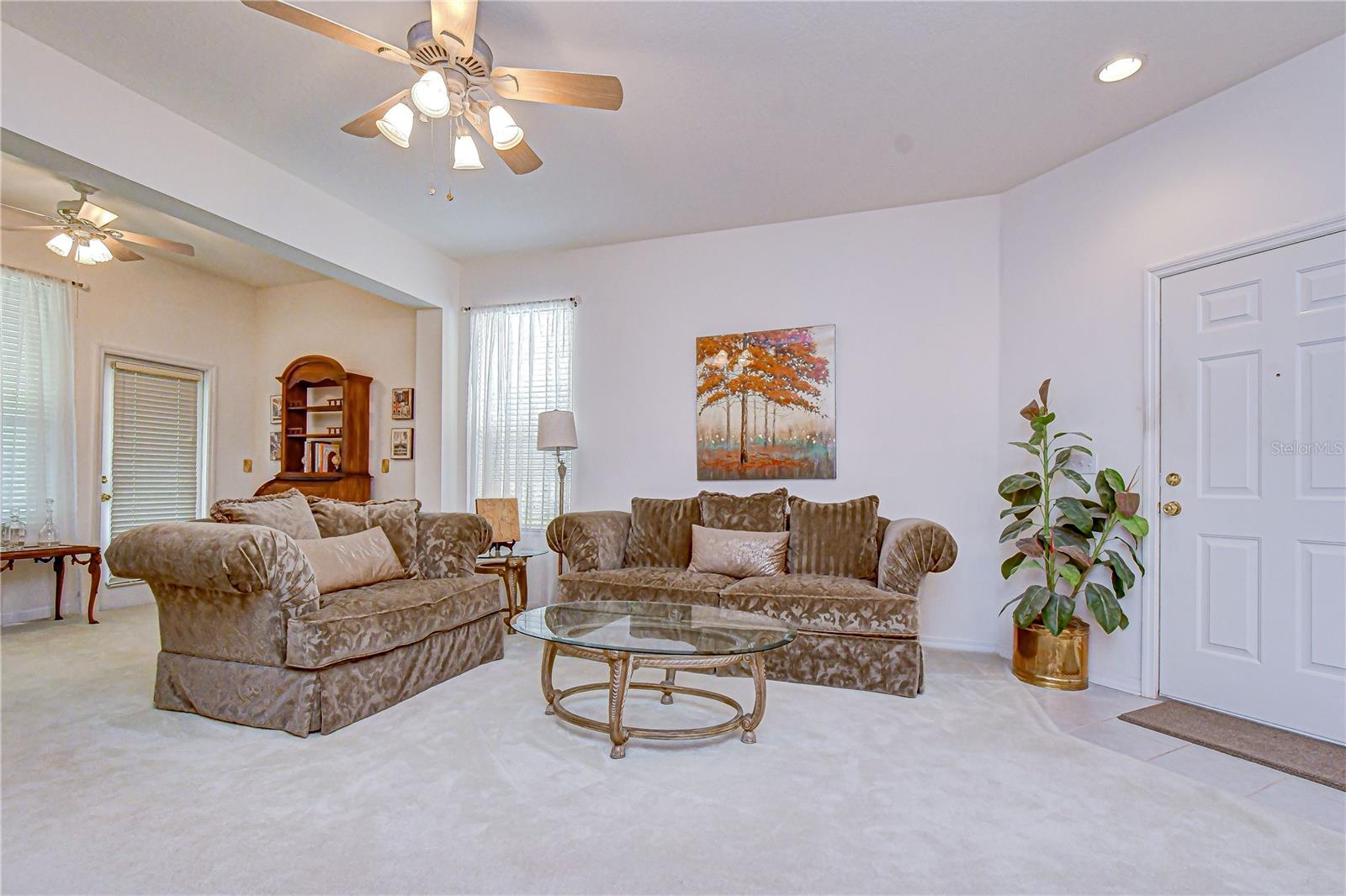 1832 SASSAFRAS DR